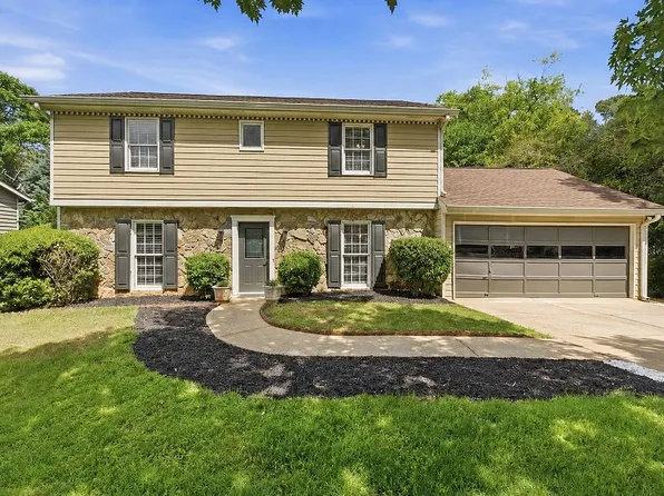 230 Truehedge Trce, Roswell, GA 30076