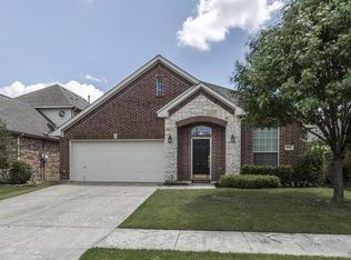 416 Fountain Side Dr, Euless, TX 76039
