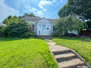 277 Nichols Ave, Stratford, CT 06614