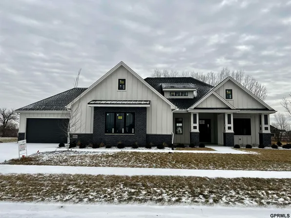 6324 N 295th St, Valley, NE 68064