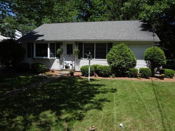 2nd image of 72 Salem St