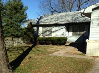 101 Buckingham Rd, Chatham, IL 62629