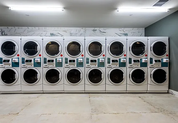 Rented by Nooklyn NYC LLC | media 120