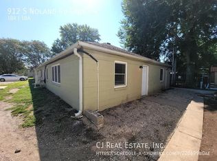 912 S Noland Rd APT 4, Independence, MO 64050