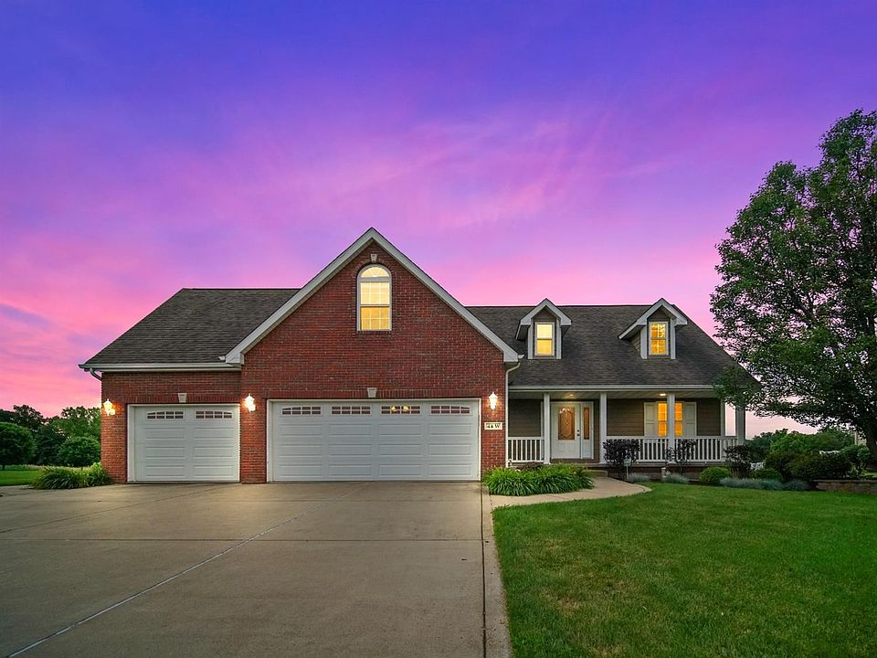1st image of 44 Keeneland Dr
