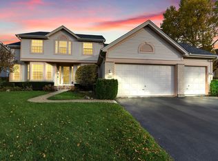 2221 Miramar Ln, Buffalo Grove, IL