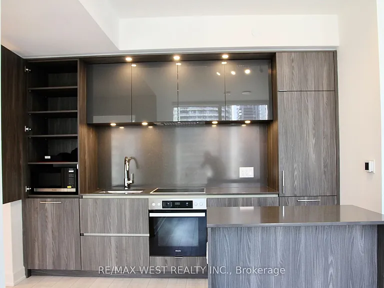 15 Mercer St #2504 — Photo 3