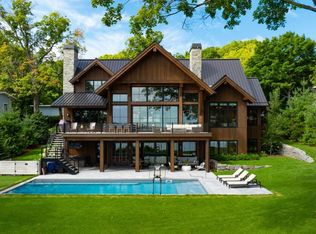 3247 Casco Cir, Wayzata, MN 55391