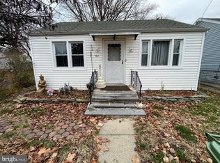 64 4th Ave, Hamilton, NJ 08619