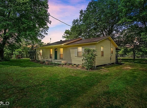 2nd image of 2764 Dement Rd