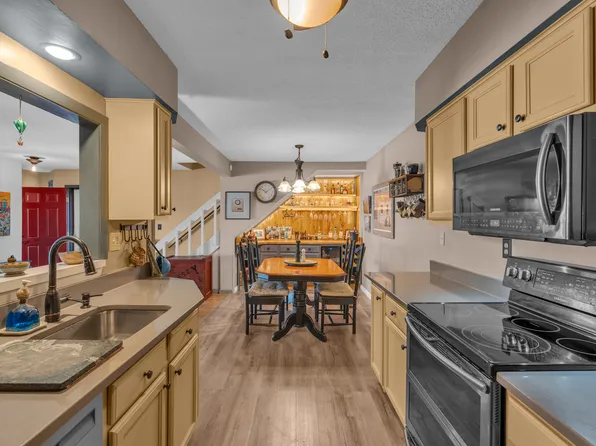 81 Main Street #5B, Branford, CT 06405