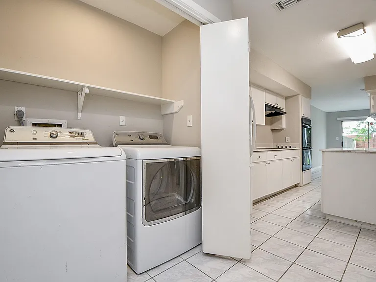 11411 Pepperdine Ln — Photo 26