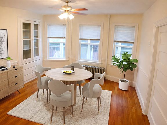 2nd image of 7 Oakview Ter #1