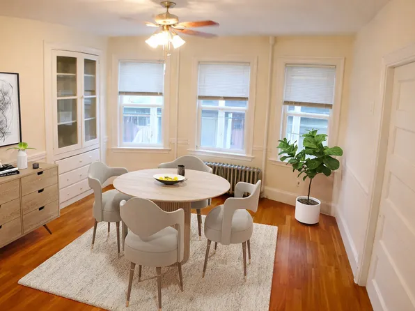 7 Oakview Ter #3, Boston, MA 02130