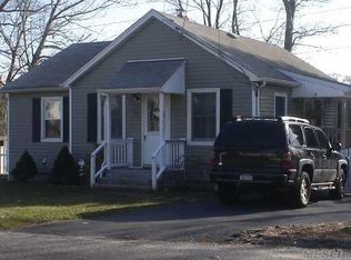 80 King Rd, Rocky Point, NY 11778