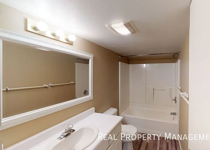 305 E Pine Lake Dr — Photo 34