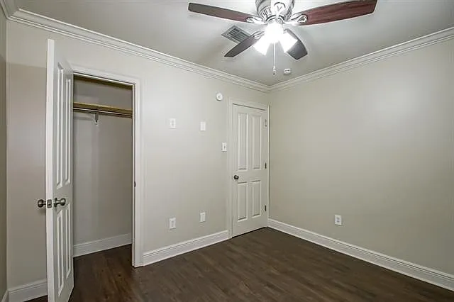 2725 Varnado St — Photo 20