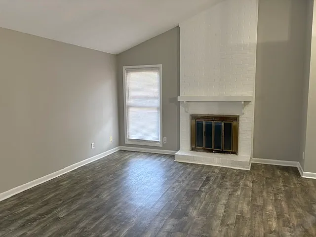 5613 Bowman Ct — Photo 5