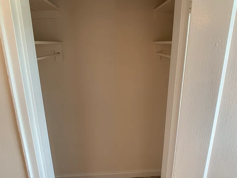 1662 Valley Ave — Photo 46