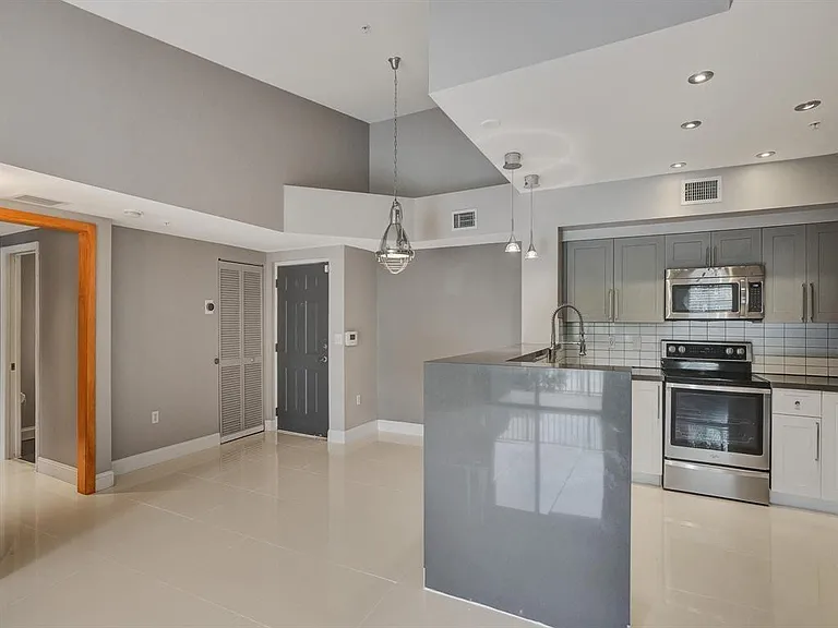2351 W Preserve Way #303 — Photo 6