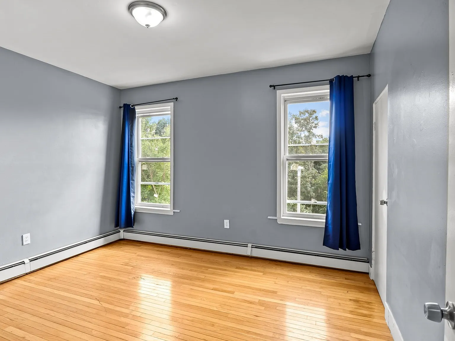 26 Alpine Street - 2 — Photo 4