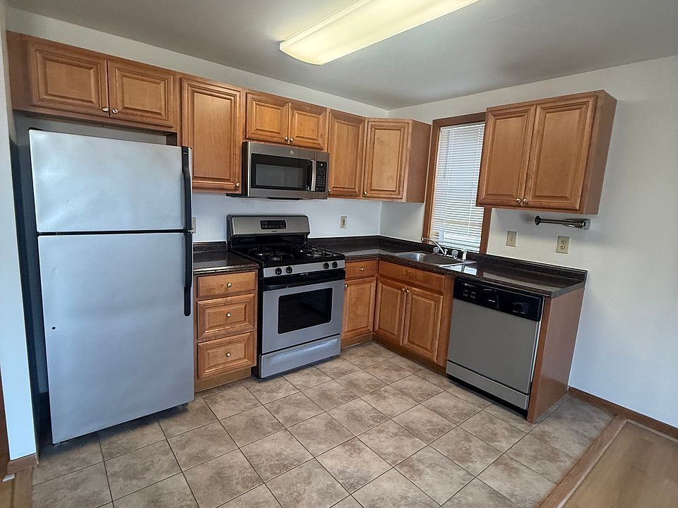 1st image of 55 Fremont St Unit B
