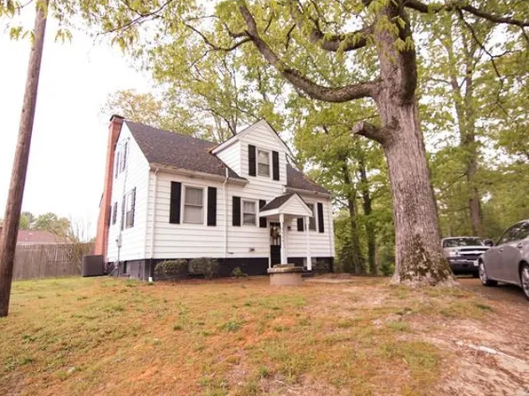 5325 Steven Hill Dr, North Chesterfield, VA 23234