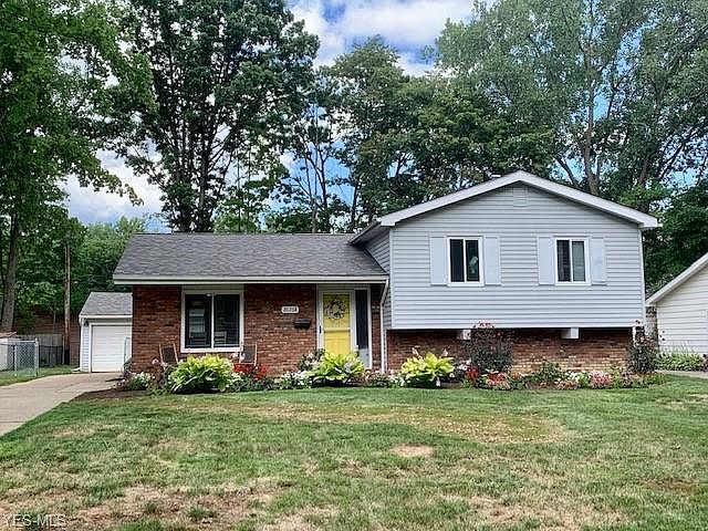 1st image of 26268 Redwood Dr