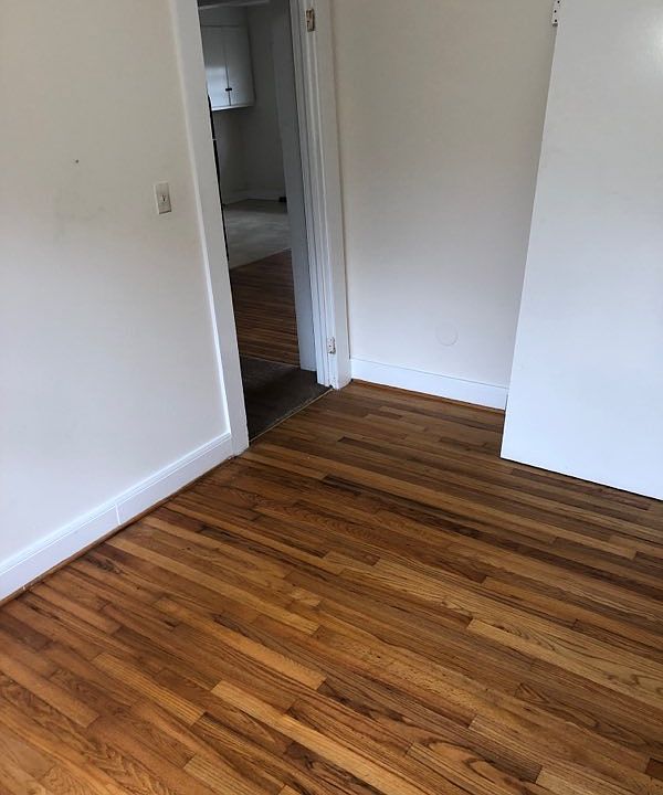 1st image of 2825 18th Ave #B