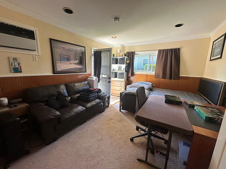 2111 Oakley Avenue Alameda De Lks #A — Photo 2