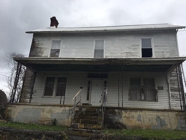 1st image of 135 S Madison Ave