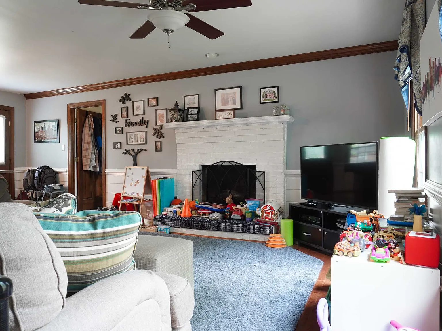 2405 Kenmore Road - 1 — Photo 2