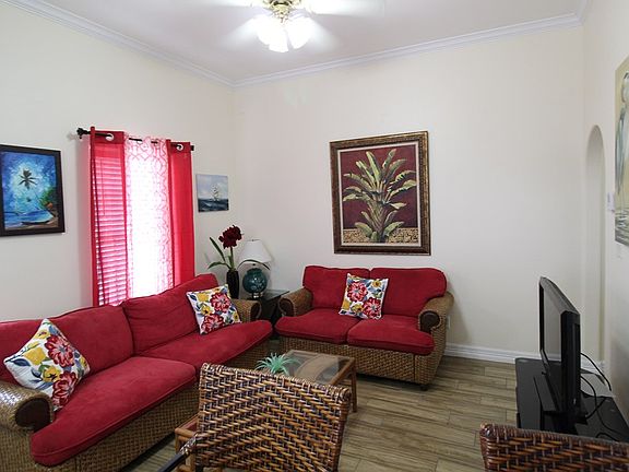 4th image of 107 E Swordfish St #202