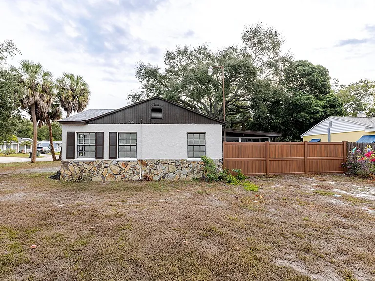 3546 Boca Ciega Dr N — Photo 15