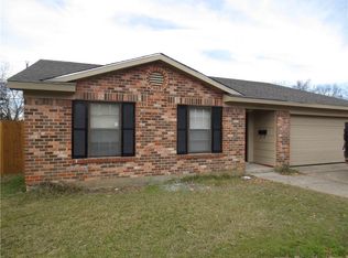 2327 Suffolk Ln, Lancaster, TX 75134