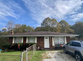 8122 Ray Dr, Ashland, KY 41102