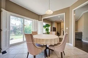 11 Farnham Dr — Photo 13