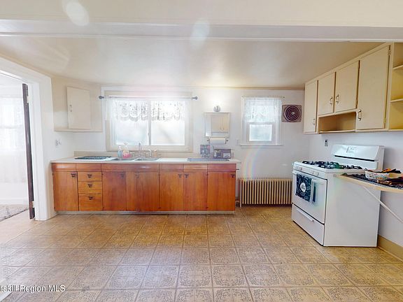 5th image of 50 Kings Road