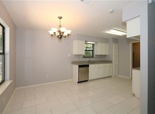 2933 Milam St, Fort Worth, TX 76112