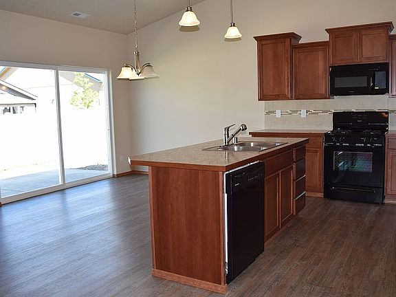 3rd image of 17007 E Nora Ave