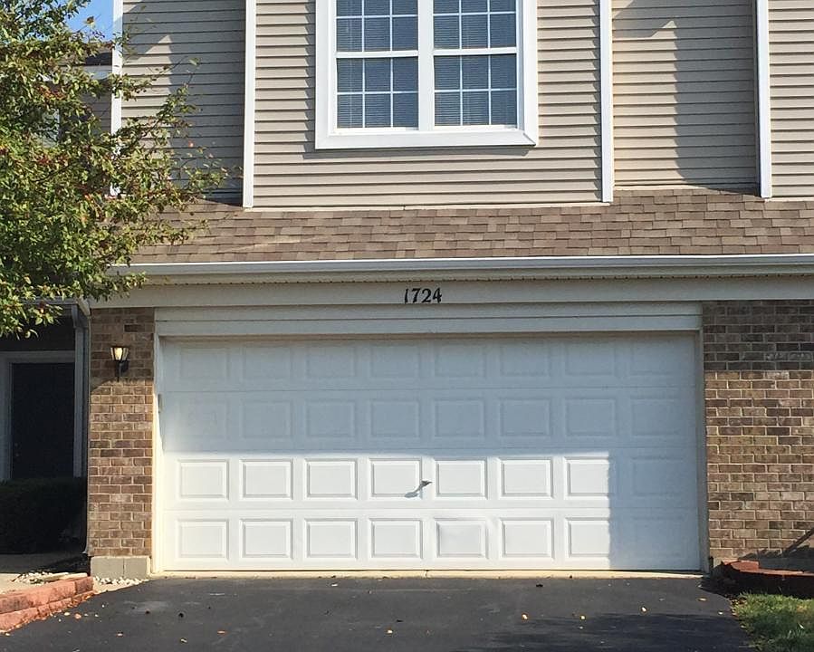1st image of 1724 Parkside Dr