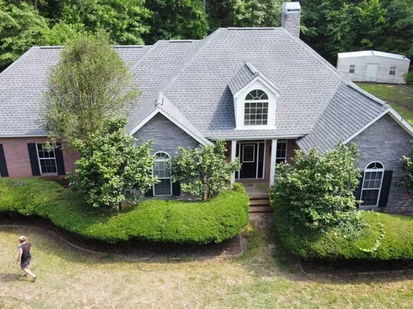 300 Seymore Rd, Valley Grande, AL 36701