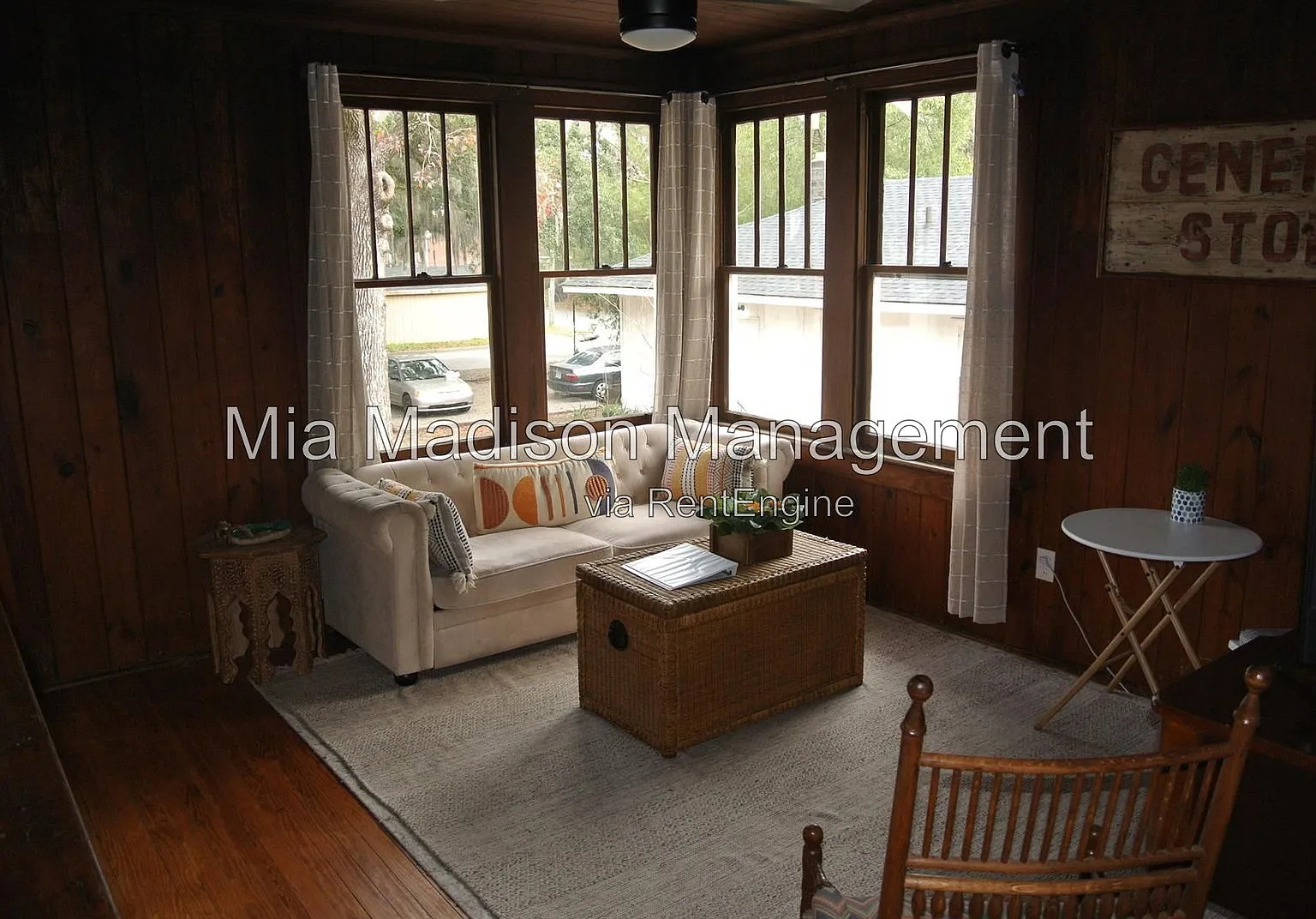 2 bed, 1.0 bath, 1100 sqft, $1,795 — Photo 3
