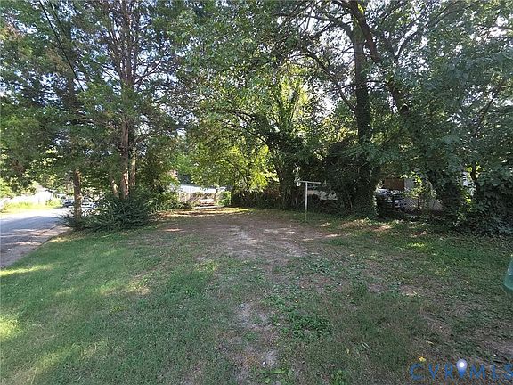 4th image of 3400 Decatur St