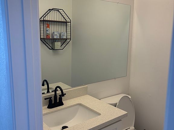 5th image of 1400 Carpentier St APT 131