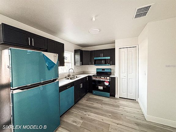 2nd image of 2201 Conway Dr #101