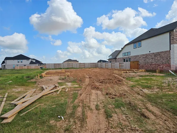 2105 Sunflower View St, Brookshire, TX 77423