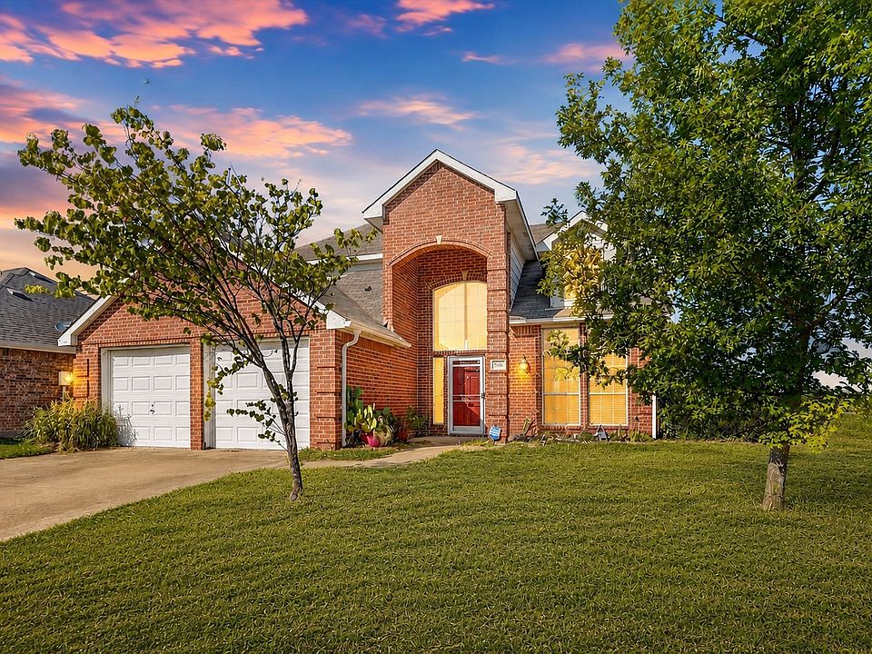 1st image of 504 Hampton Ct