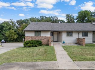 479 Foxfire Dr, Columbia, MO 65201