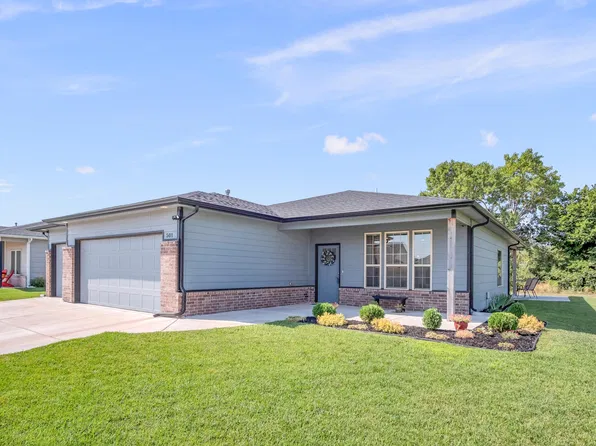 501 Sweetwater Rd, Maize, KS 67101